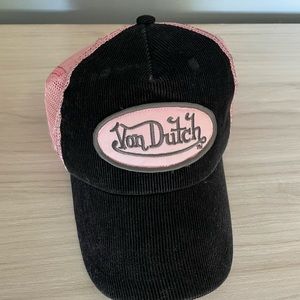 Von Dutch hat